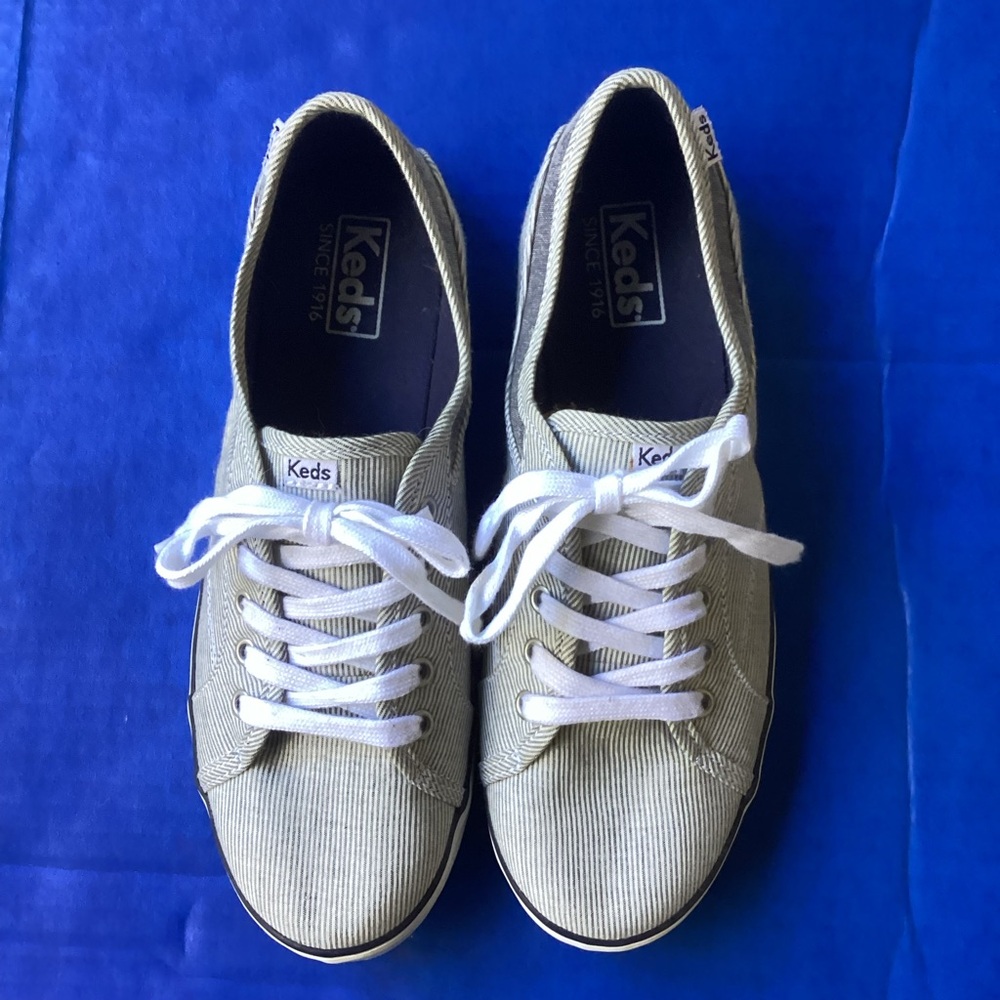 Keds gray and white Striped Sneakers with White Laces, size 7